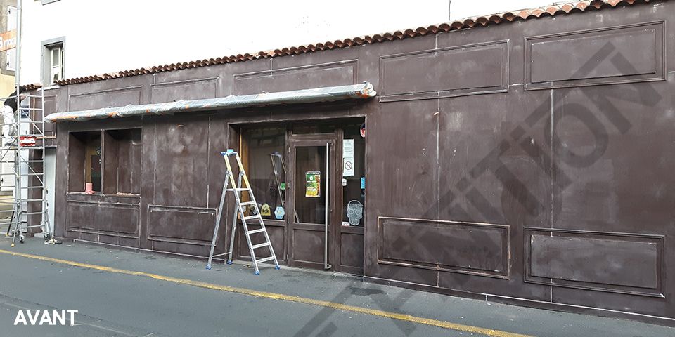 Devanture de commerce avant travaux